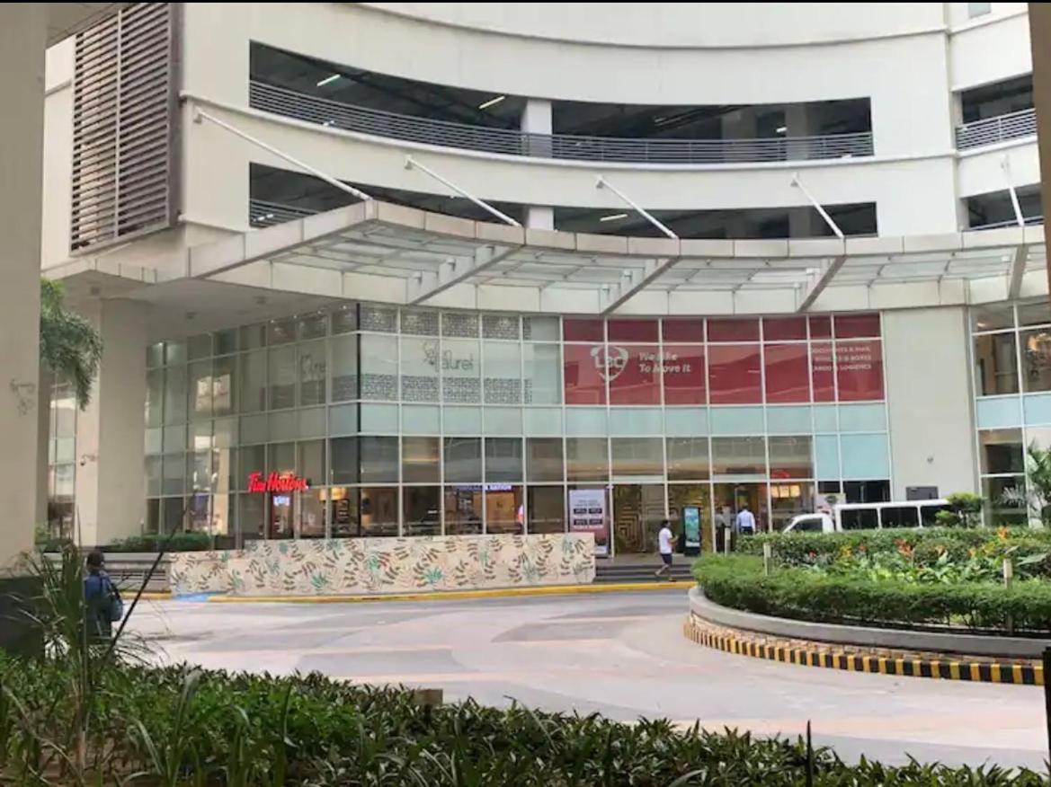San Lorenzo Place Condo Makati City Exteriör bild